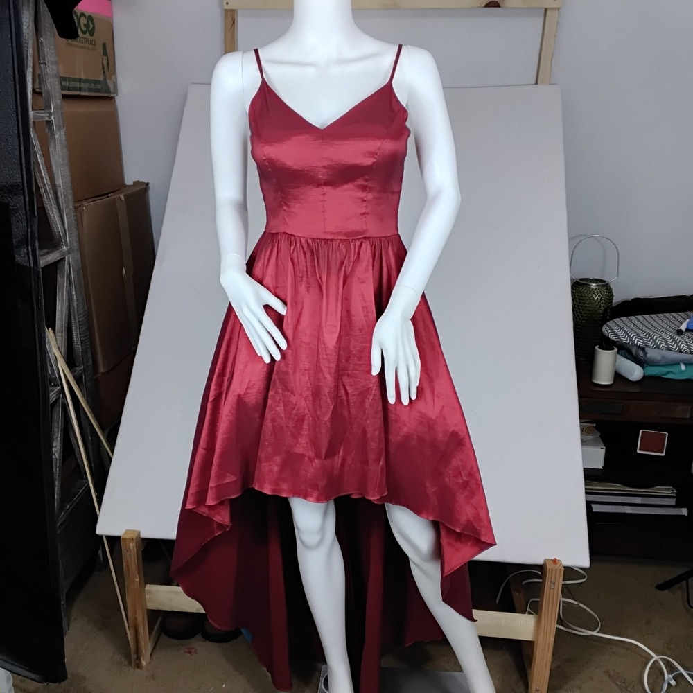 B. Smart Strappy Burgundy Satin High-Low T-Length Formal Prom Dress Sz  9 / 10